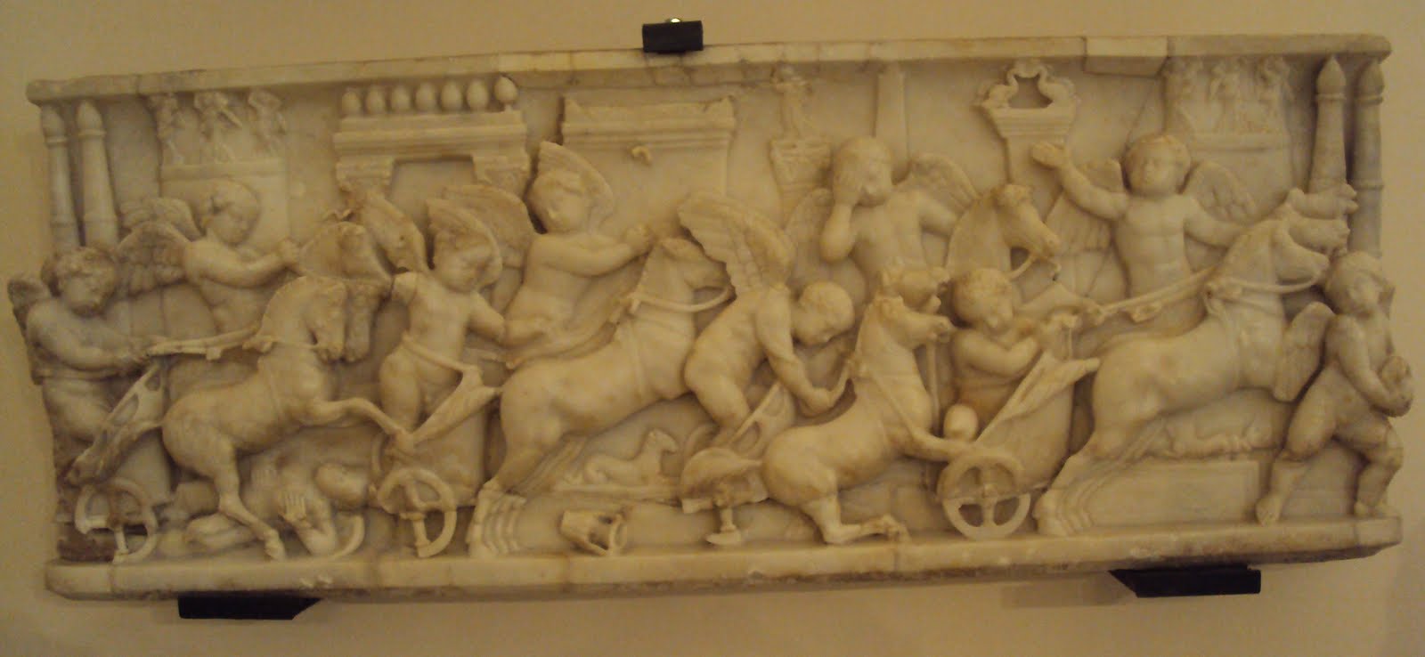 Gli Equites: il Ludus Troiae e l’asse equinoziale – Paolo Galiano ©